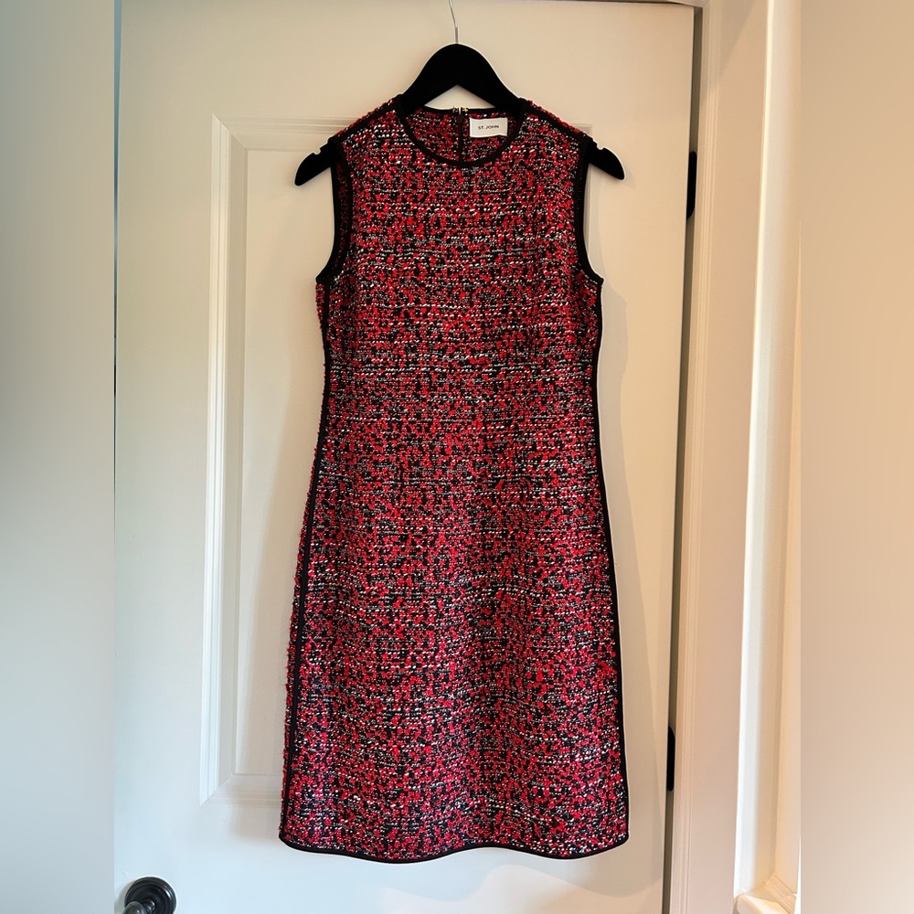 Timeless St. John knit sleeveless dress